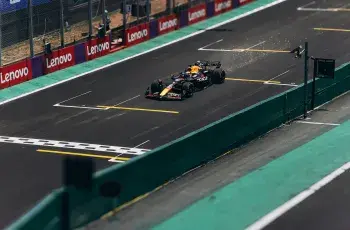 How F1 Transport Their Cars